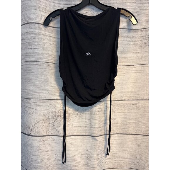 Alo Yoga Standout Cropped Tank - Picture 2 of 3